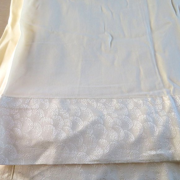 New Miss Ying Light Yellow Queen Flat Sheet 90 x 102 Brocade Edge All Around - Picture 2 of 10